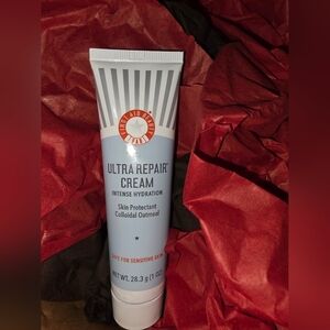 First Aid Beauty Ultra Repair Cream